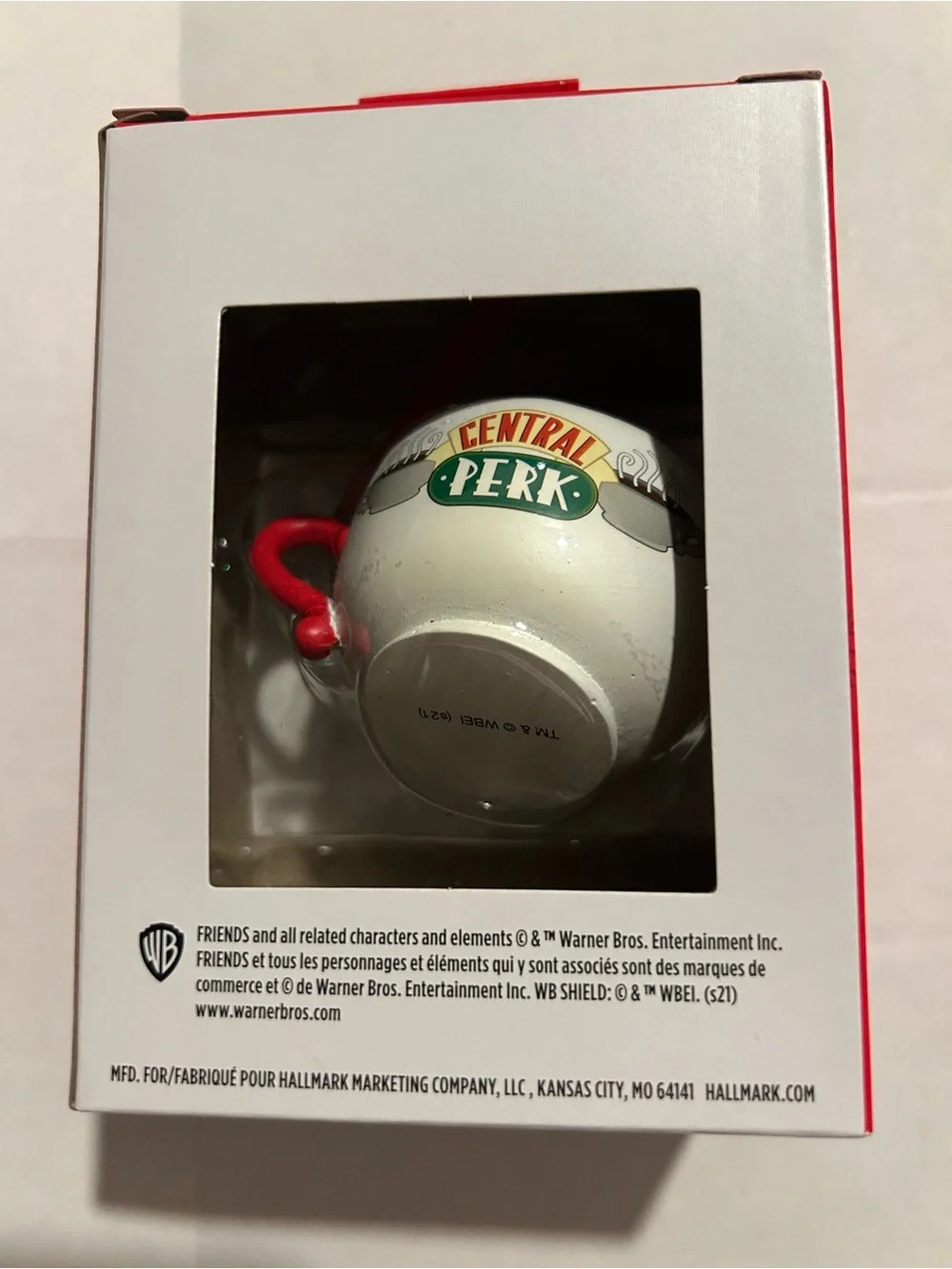 FRIENDS Hallmark Central Perk Coffee Cup Ornament - Brand New